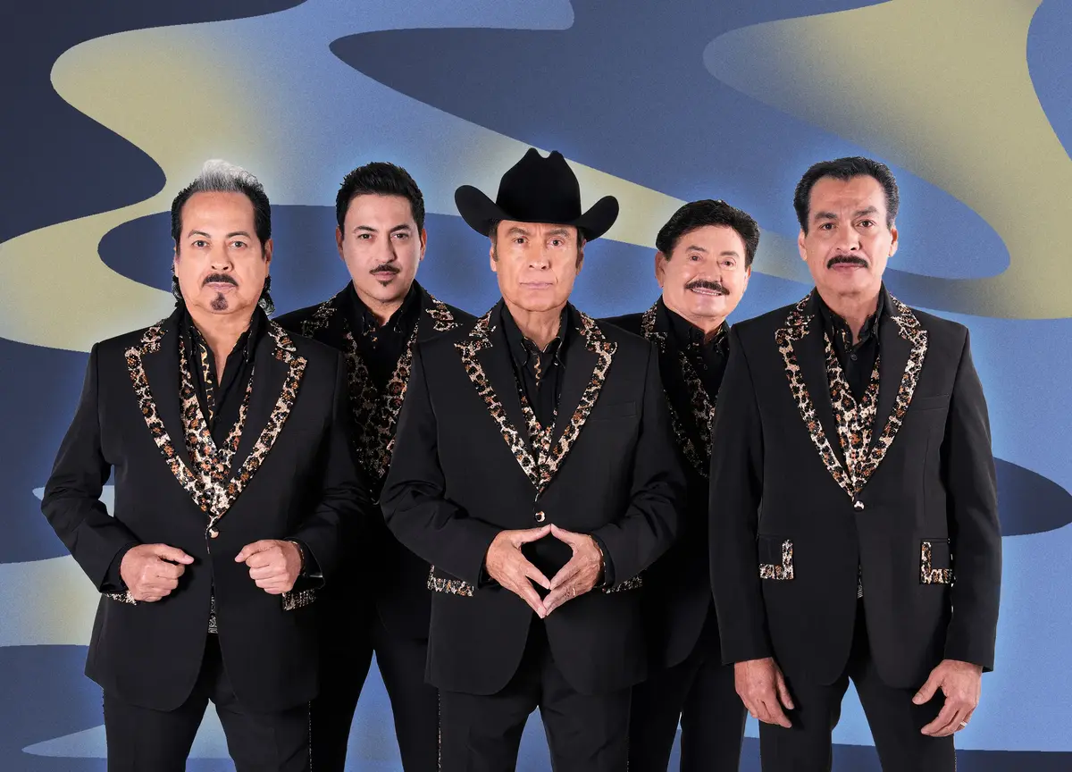 El Tiny NPR Regresa: La Cumbre Acústica que Celebra la Música Latina